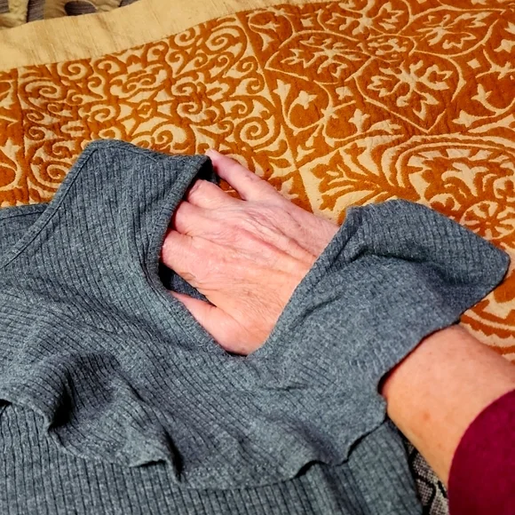 Candies peek a boo top. - Picture 4 of 7